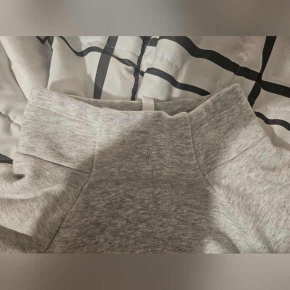 Fabletics Mock Neck Fleece Sweatshirt Med Oversized Activewear Athleisure Lounge - Picture 8 of 8